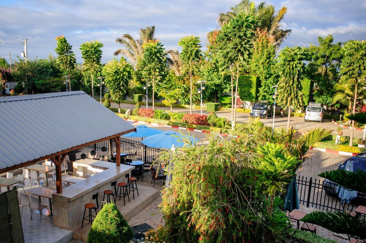 Hotel Sky Blue Mada Alasora 외부 사진